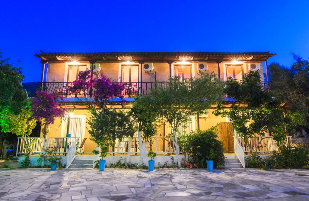 Stefanos Studios Keri Extérieur photo